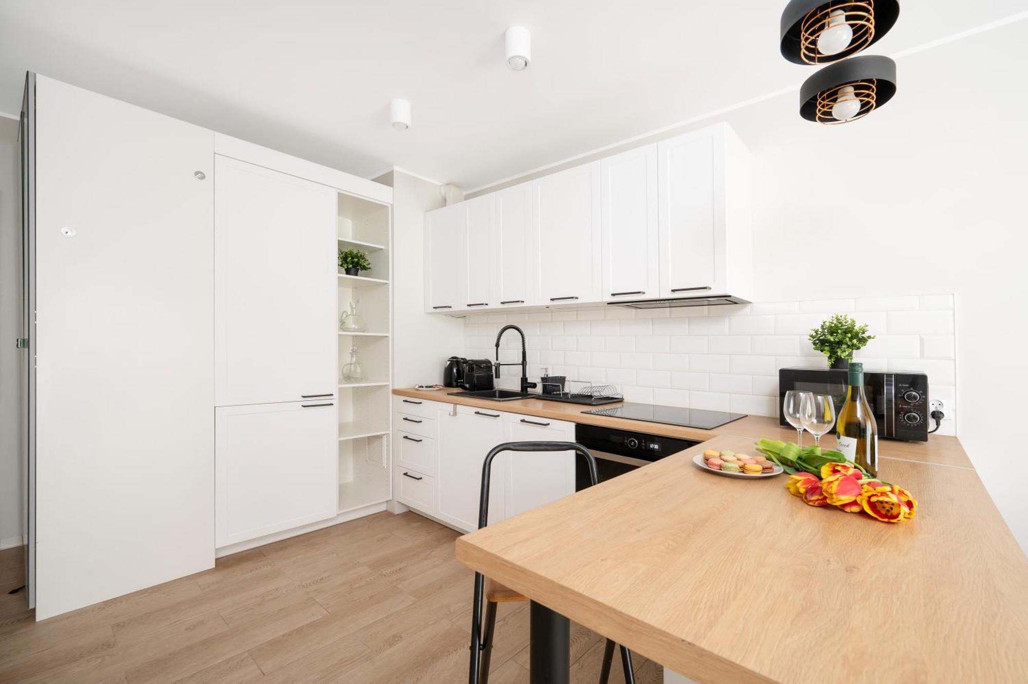 לודז' Hideaway Apartment - Terrace With Garden & Parking- By Rentujemy מראה חיצוני תמונה